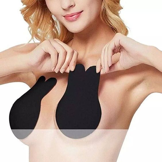 SilkLift™– le soutien-gorge adhésif